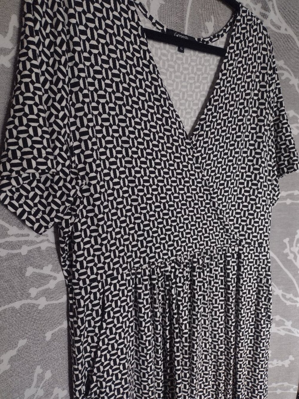 George Black and White Geometric Print Midi Dress with Pockets
